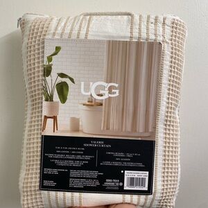 UGG "VALERIE" Shower Curtain